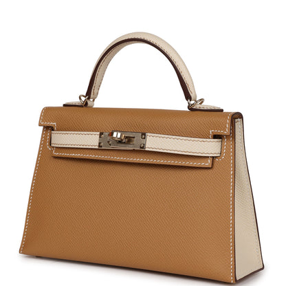 Hermes Special Order (HSS) Kelly 20 Sellier Biscuit and Craie Epsom Permabrass Hardware