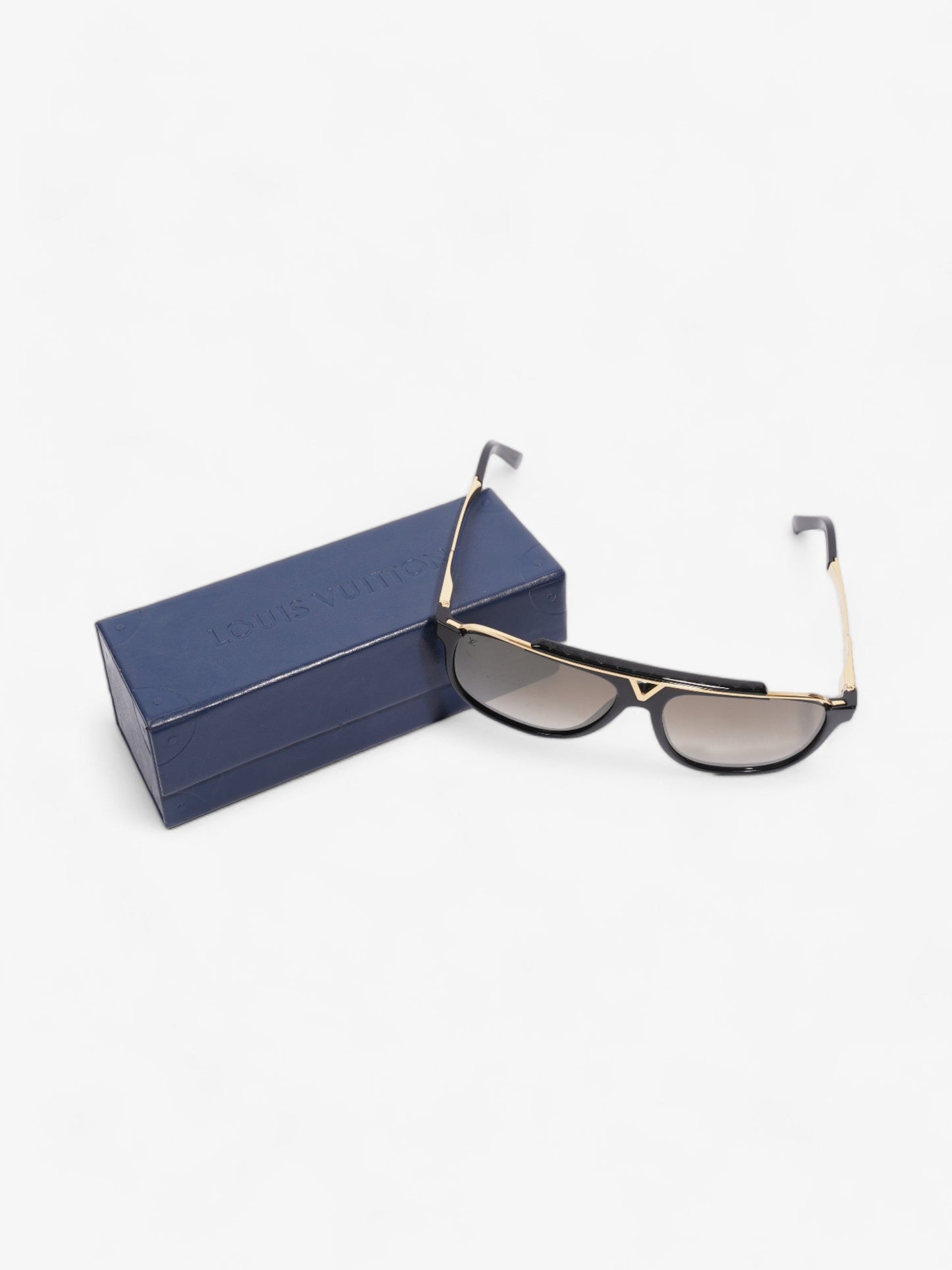 Louis Vuitton Mascot Sunglasses Black / Gold Acetate 140mm