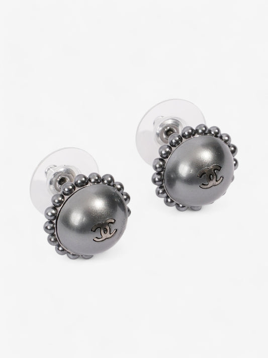 Chanel CC Circle Pendant Earrings Black Base Metal