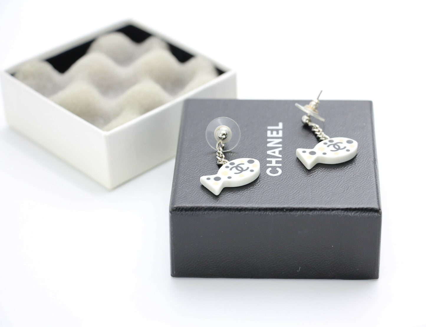 Chanel Vintage 05C Resin Black and White Fishes Stud Earrings
