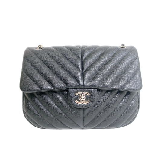 CHANEL HOBO IN BLACK