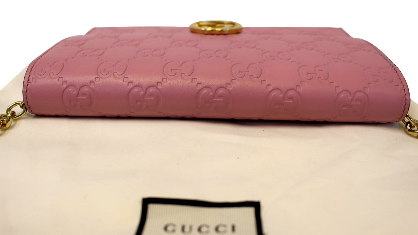 GUCCI Icon Gucci Signature Chain wallet Light Pink
