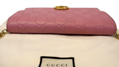 GUCCI Icon Gucci Signature Chain wallet Light Pink