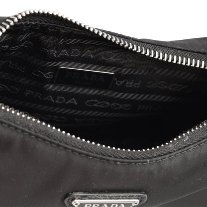 Prada Re-Edition 2005 - Nylon