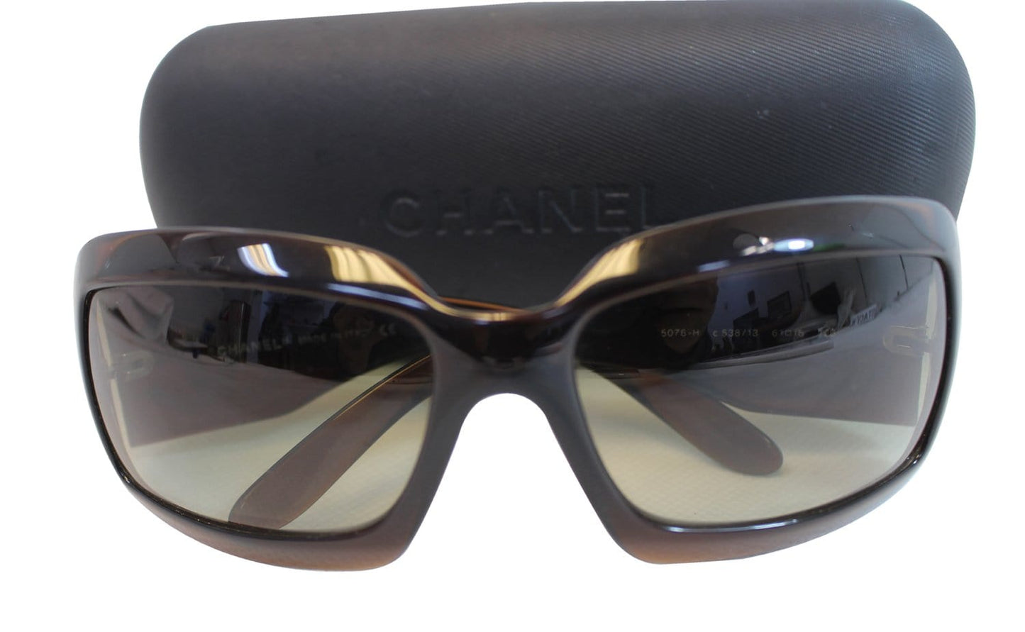 Chanel Sunglasses For Women - CHANEL Pearl Sunglasses 5076 CC Logo