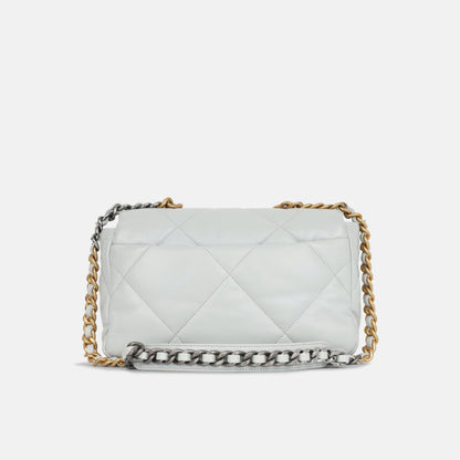 Chanel Chanel 19 - Small