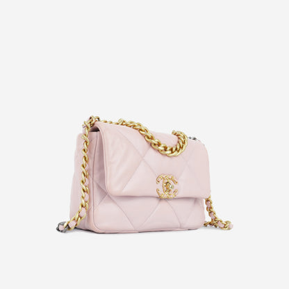 Chanel Chanel 19 - Small