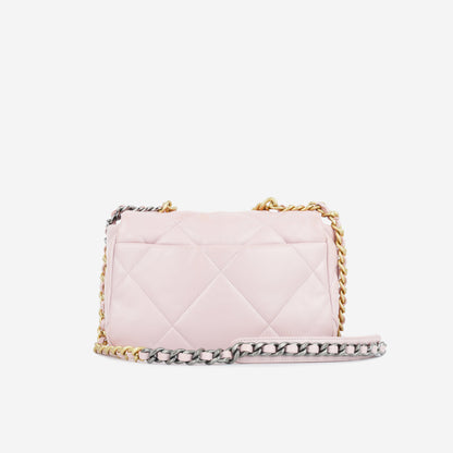 Chanel Chanel 19 - Small
