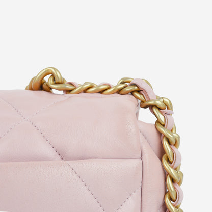 Chanel Chanel 19 - Small