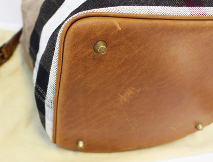 BURBERRY Brit Susanna Medium Bucket Bag