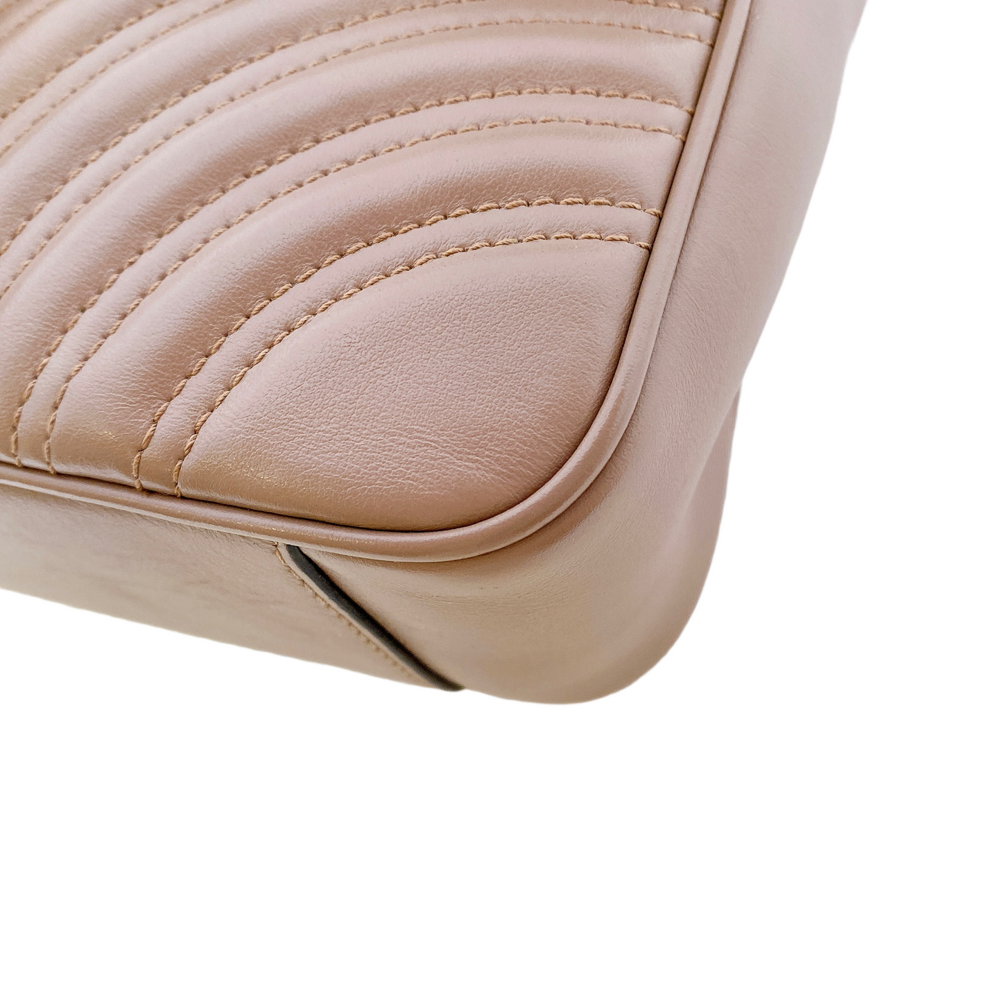 GUCCI MARMONT SMALL IN BEIGE