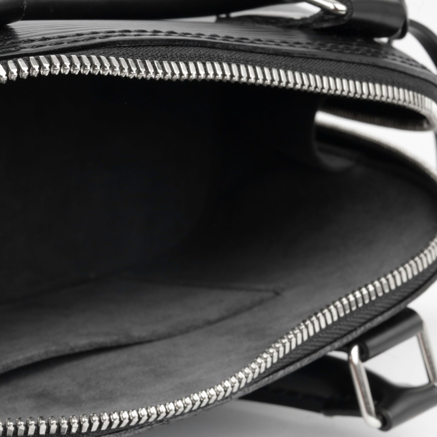 Louis Vuitton Alma BB - Epi