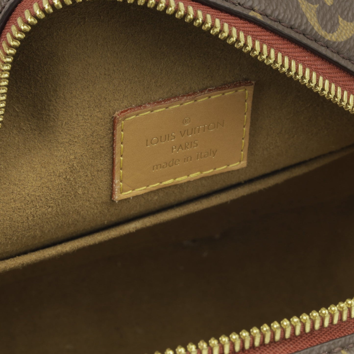 Louis Vuitton Boite Chapeau Souple MM