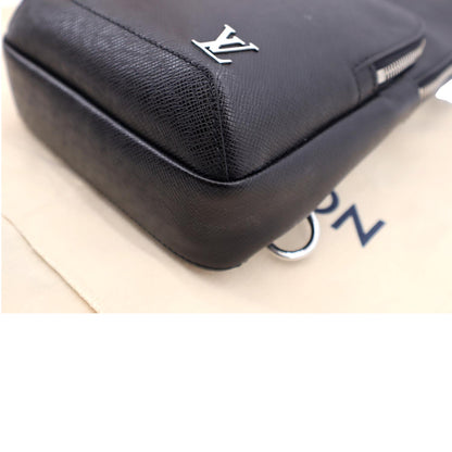 LOUIS VUITTON Avenue Sling Taiga Leather Backpack Bag Black