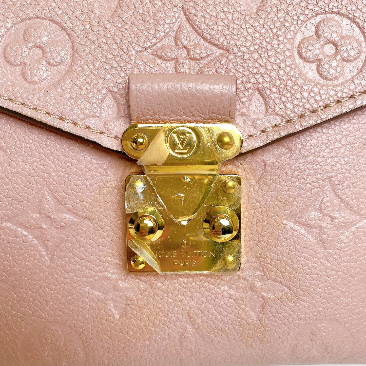 Louis Vuitton METIS IN PINK