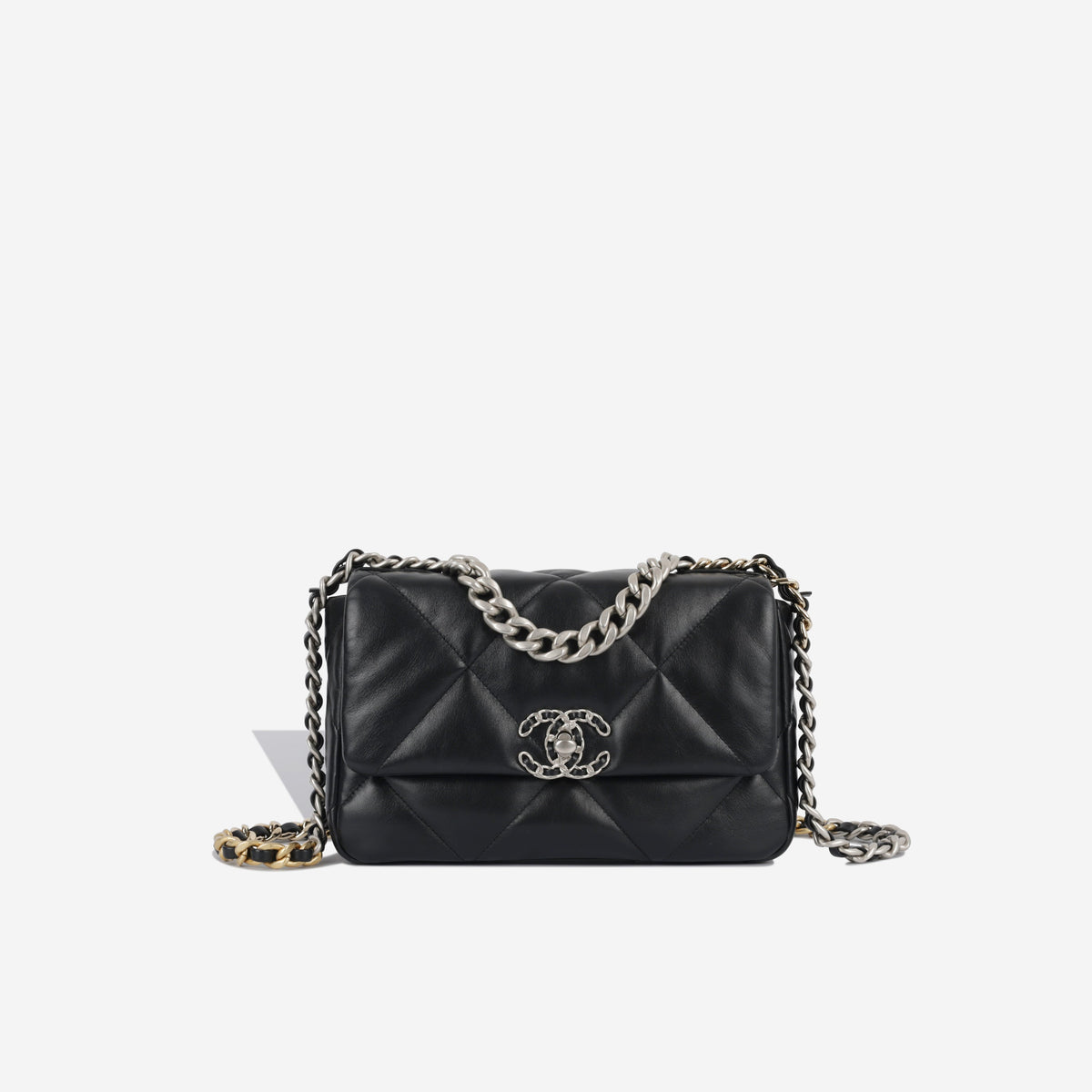 Chanel Chanel 19 - Small