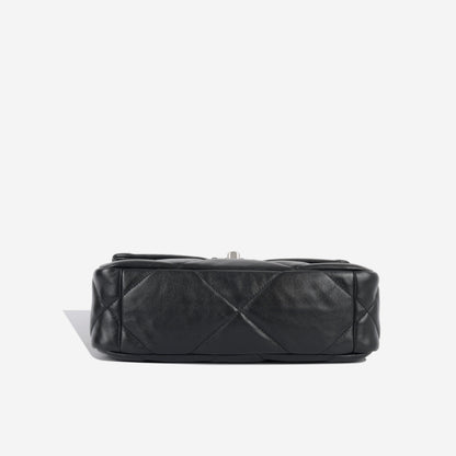 Chanel Chanel 19 - Small
