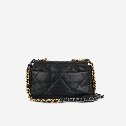 Chanel Chanel 19 - Small