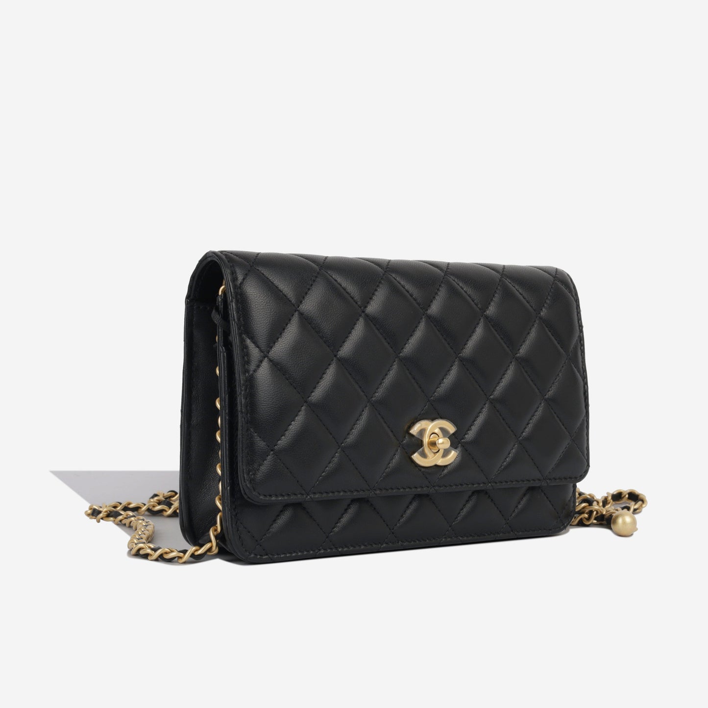 Chanel Pearl Crush Wallet On Chain