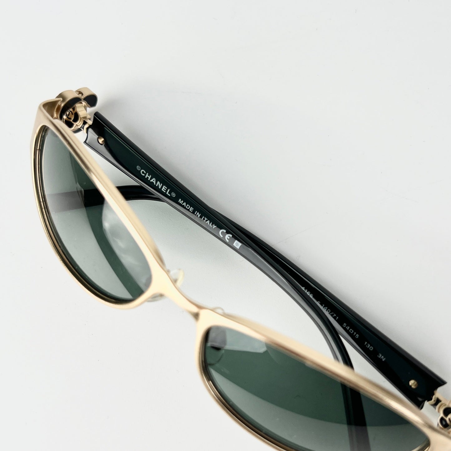 Chanel Sunglasses Gold/Black