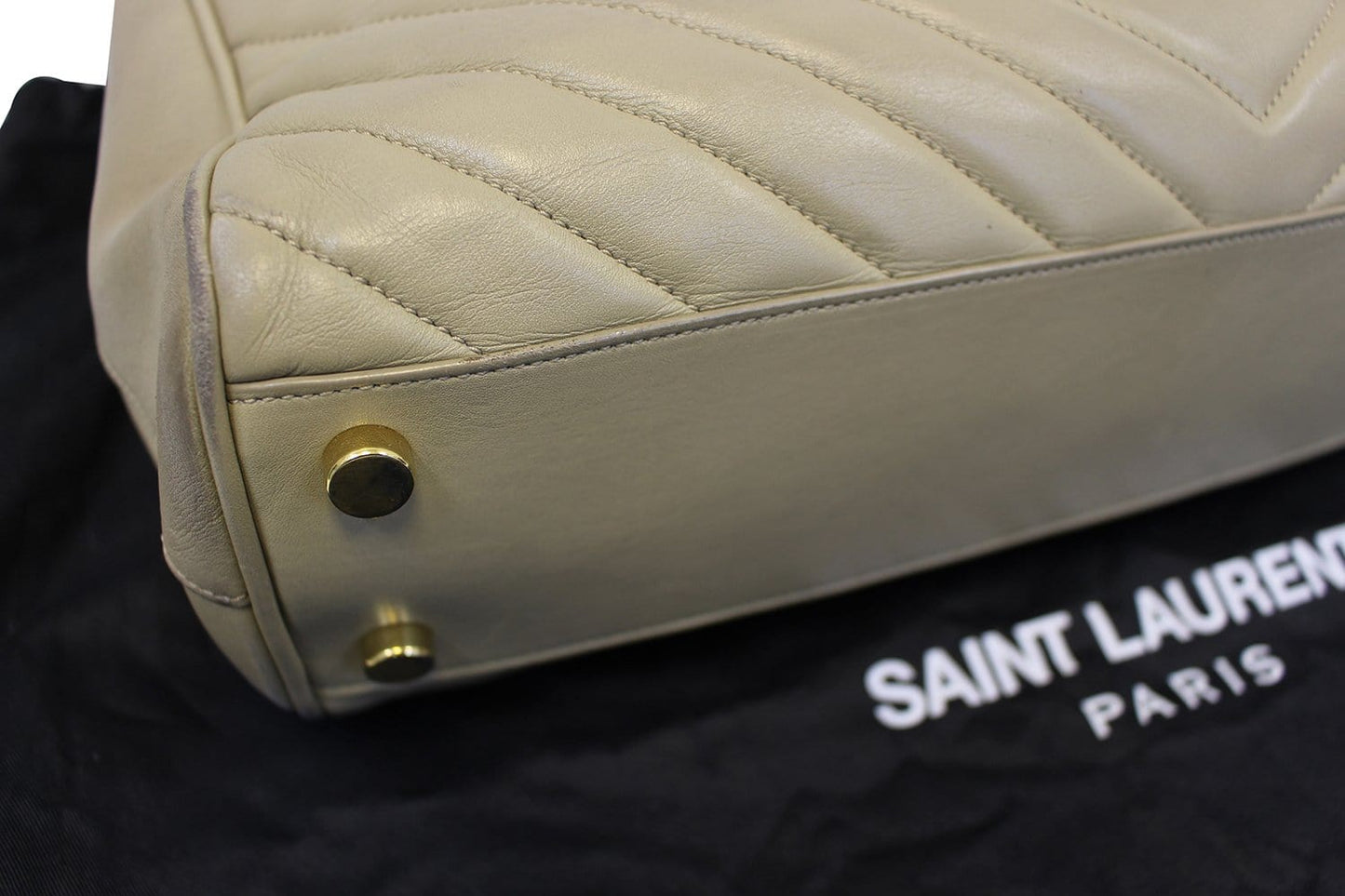 YVES SAINT LAURENT Matelasse Chevron Monogram Shopper Beige Bag - Final Call