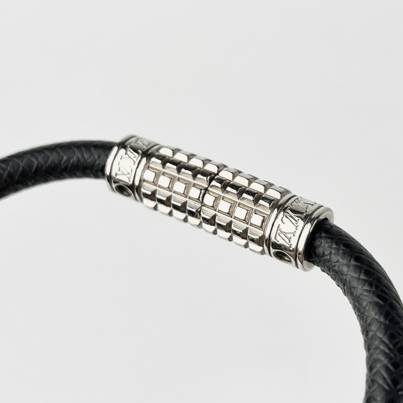 Louis Vuitton Digit Bracelet Grey