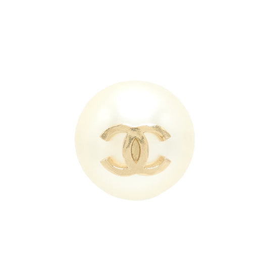 Chanel Giant Pearl With CC Logo Earring L