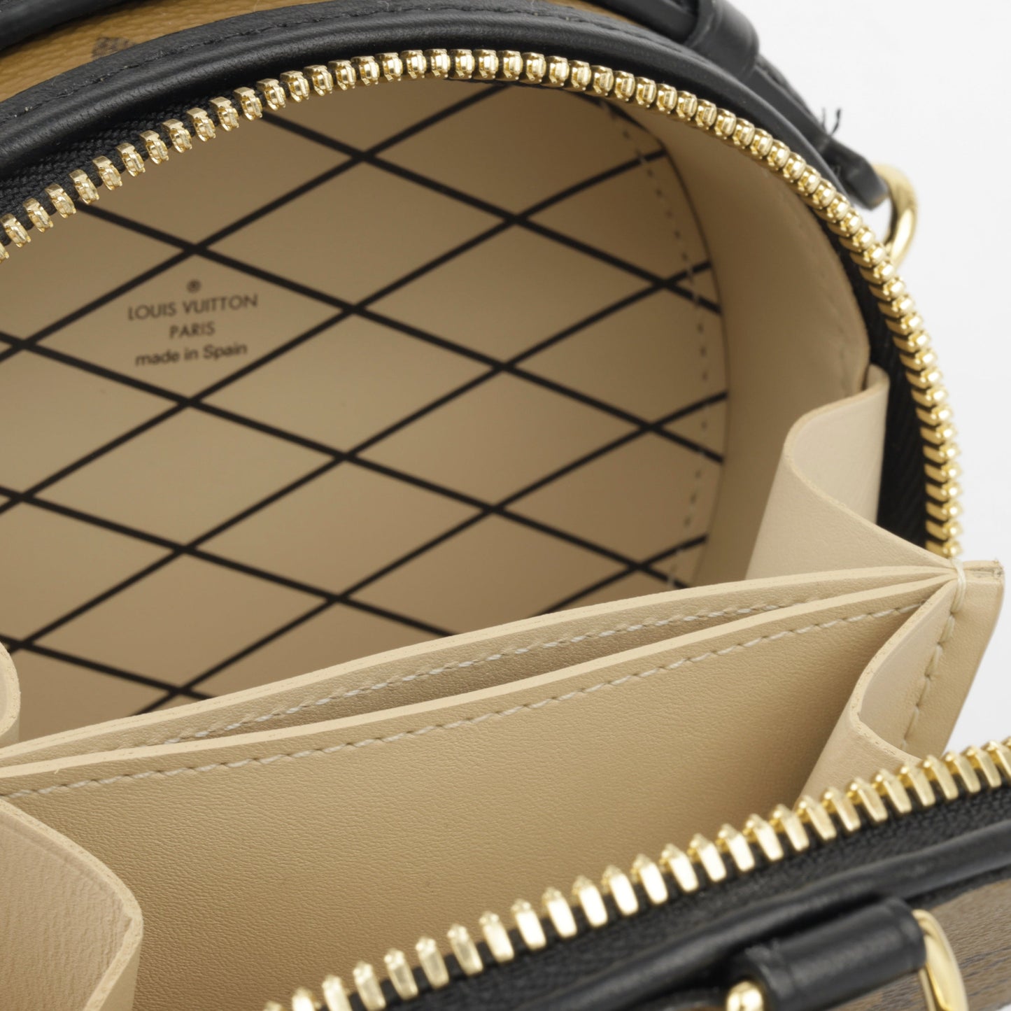 Louis Vuitton Boîte Chapeau Mini Bag - Reverse Monogram