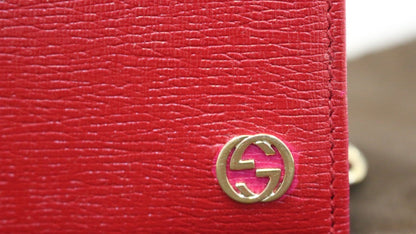GUCCI Chain Red/Fuchsia Crossbody Clutch Bag