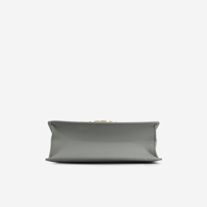 Christian Dior 30 Montaigne Shoulder Bag
