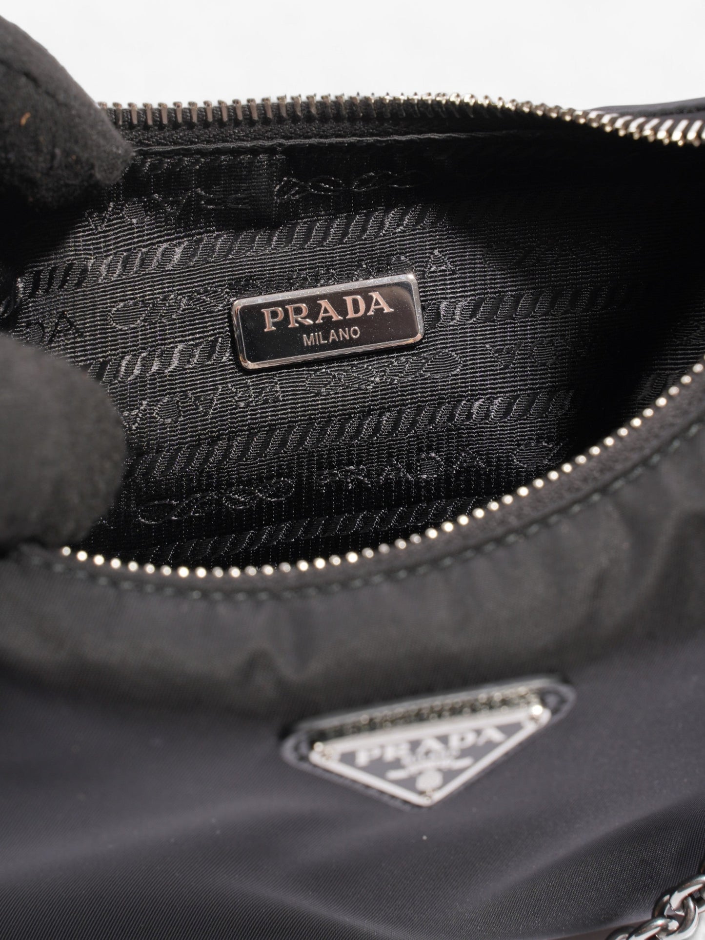 Prada Re-Edition 2005 Black Re Nylon