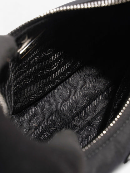 Prada Re-Edition 2005 Black Re Nylon