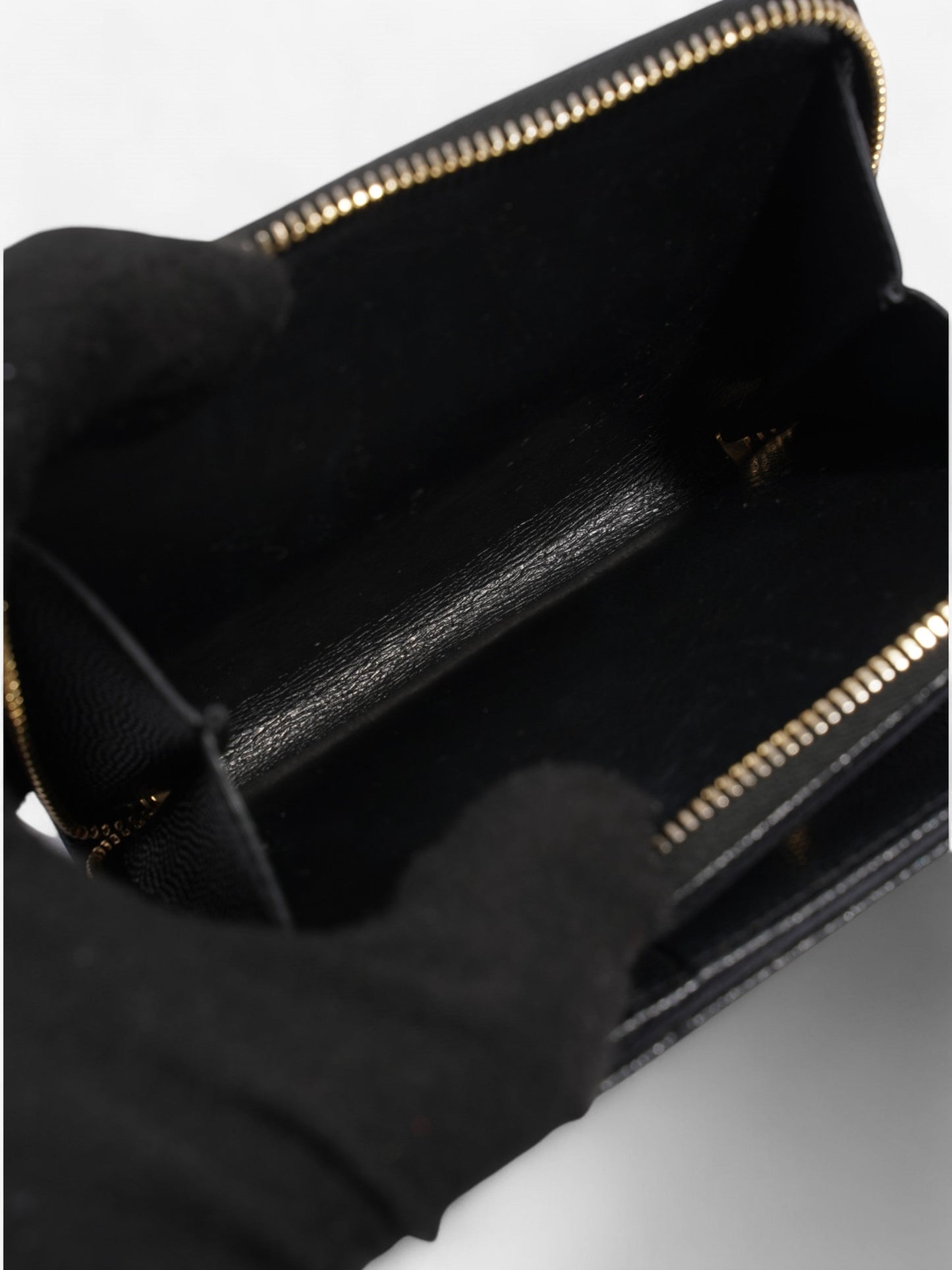 Saint Laurent Zip Around Wallet Black / Gold Calfskin Leather