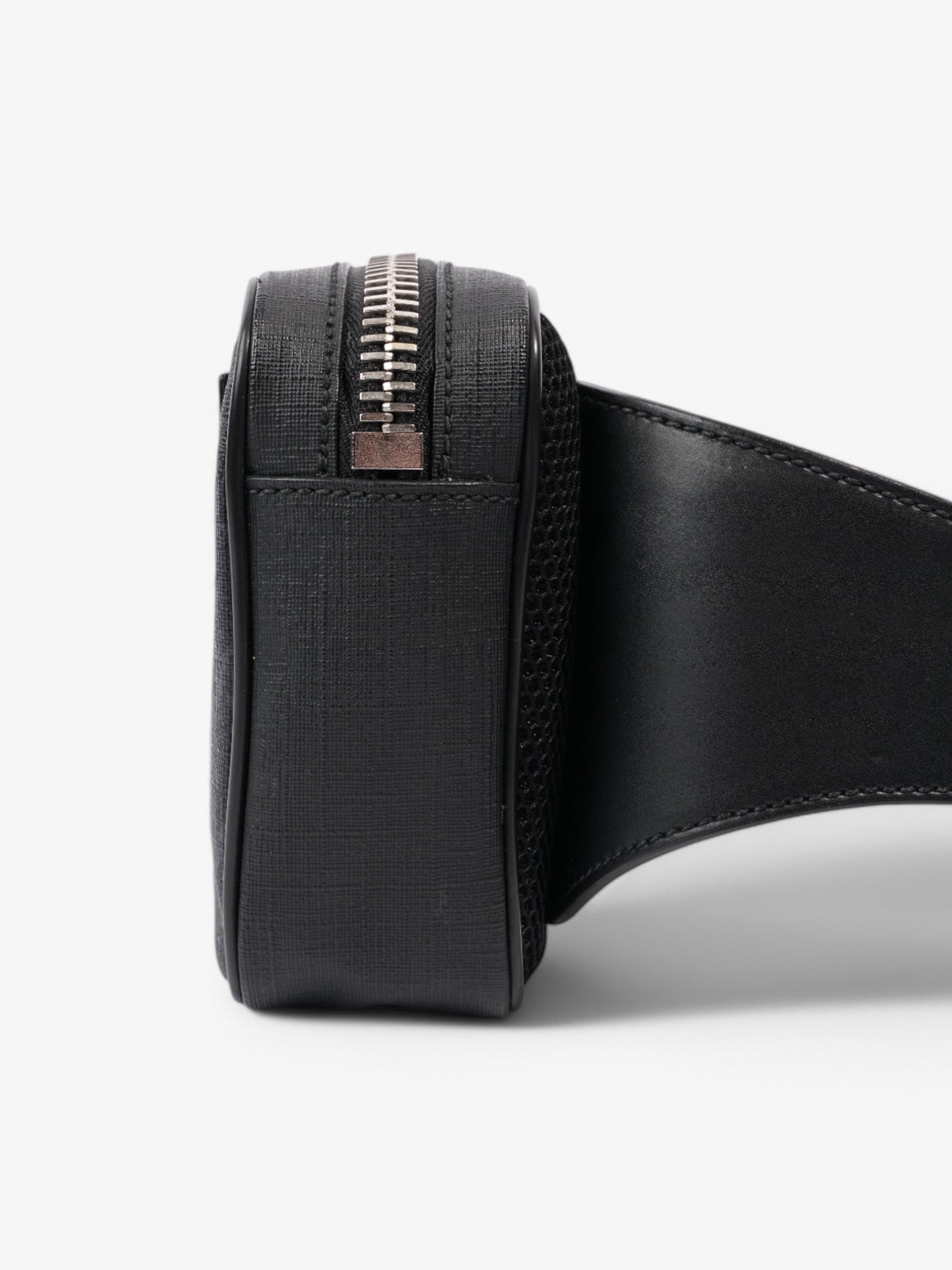 Gucci GG Bum Bag GG Supreme / Black Coated Canvas