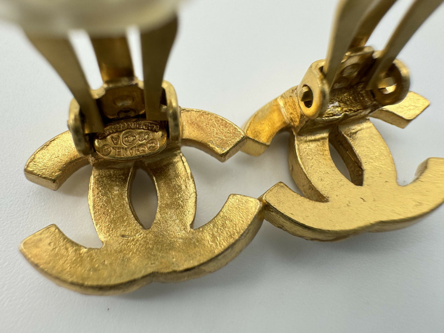 Chanel Vintage 02A Rhinestone Gold-plated CC Mark Clip-on Earrings