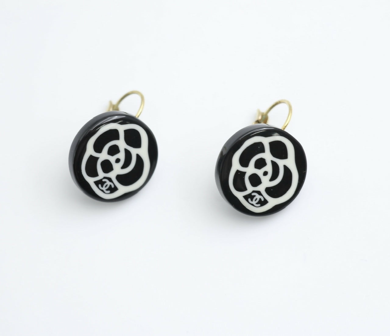 Chanel Vintage 03P Resin Black and White Camellia Button Hoop Earrings