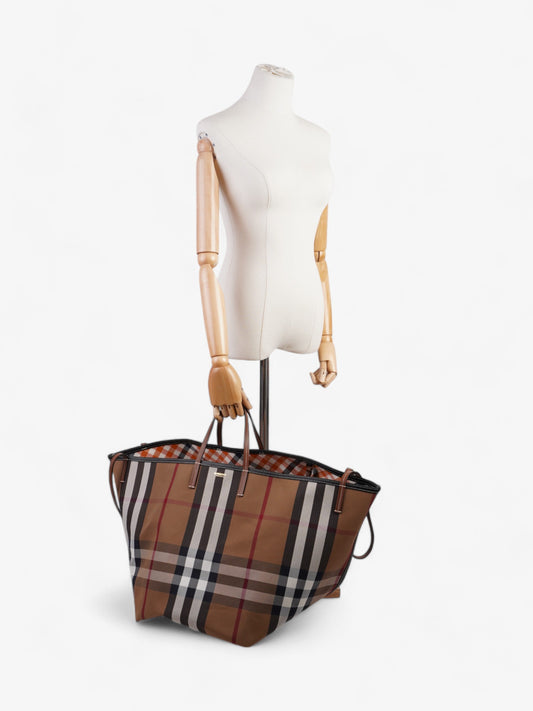 Burberry Beach Tote Vintage Check Fabric XL