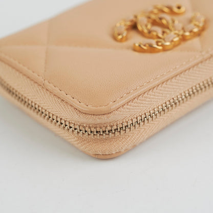 Chanel 19 Zip Cardholer Beige