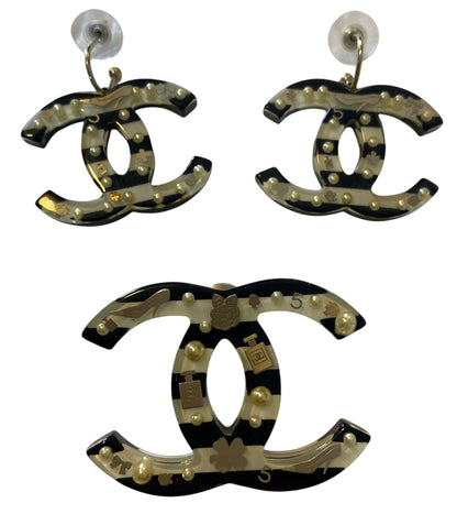 Rare Chanel 05A Large Oversized Black White Striped Resin Pearl Enamel CC Brooch & Earrings Set