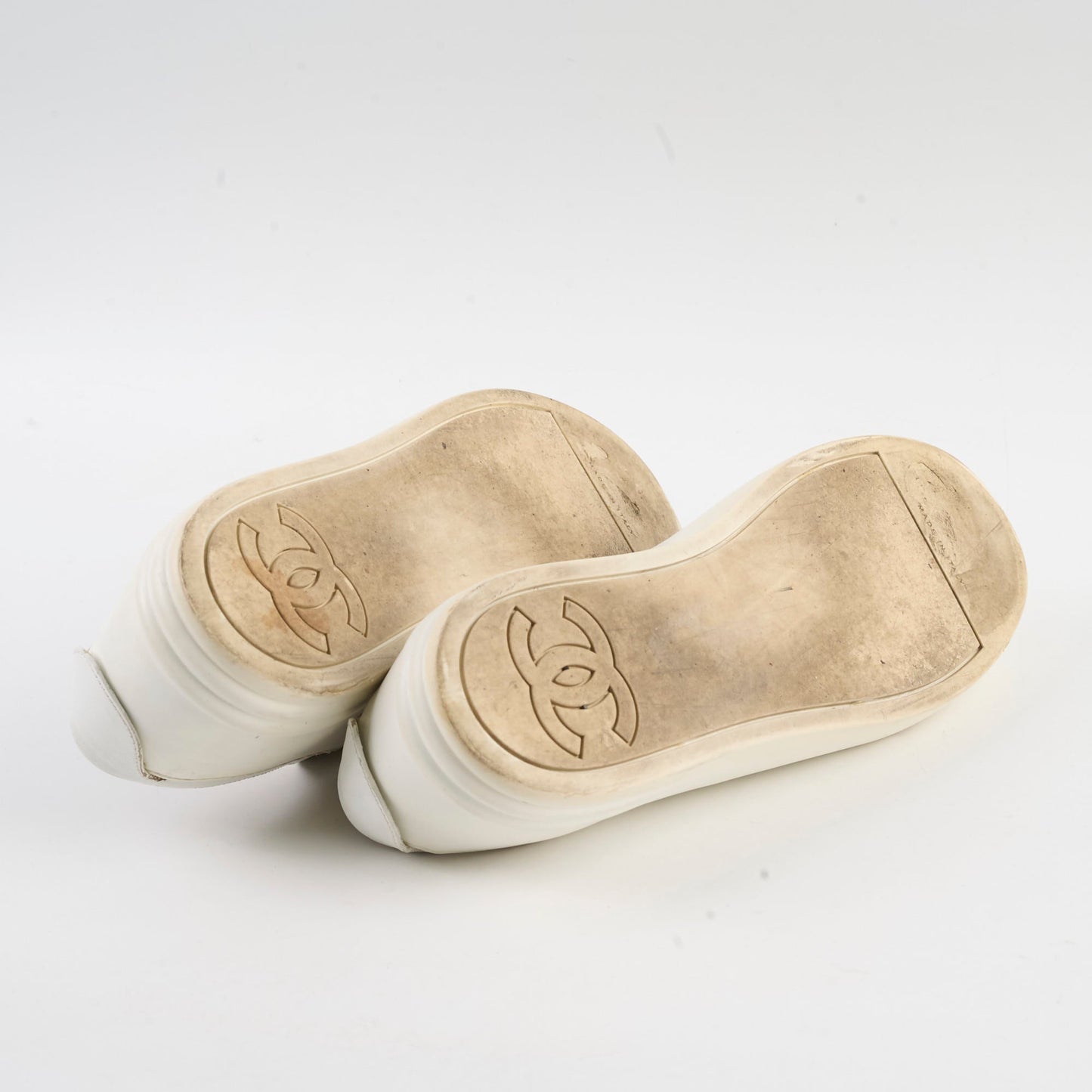 Chanel White Sneakers Size 37.5