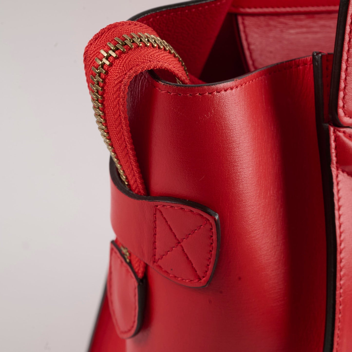 Celine Luggage Micro Red