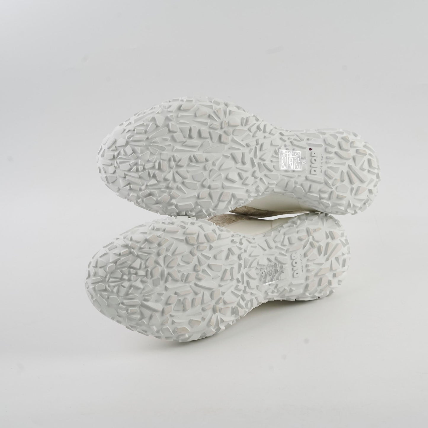 Dior MEN Sneaker Size 40  White