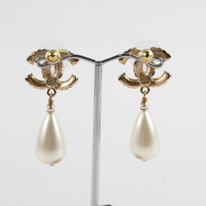 Chanel pearl CC Tear Drop Earrings
