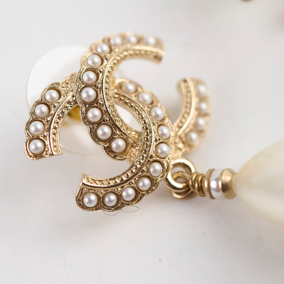 Chanel pearl CC Tear Drop Earrings