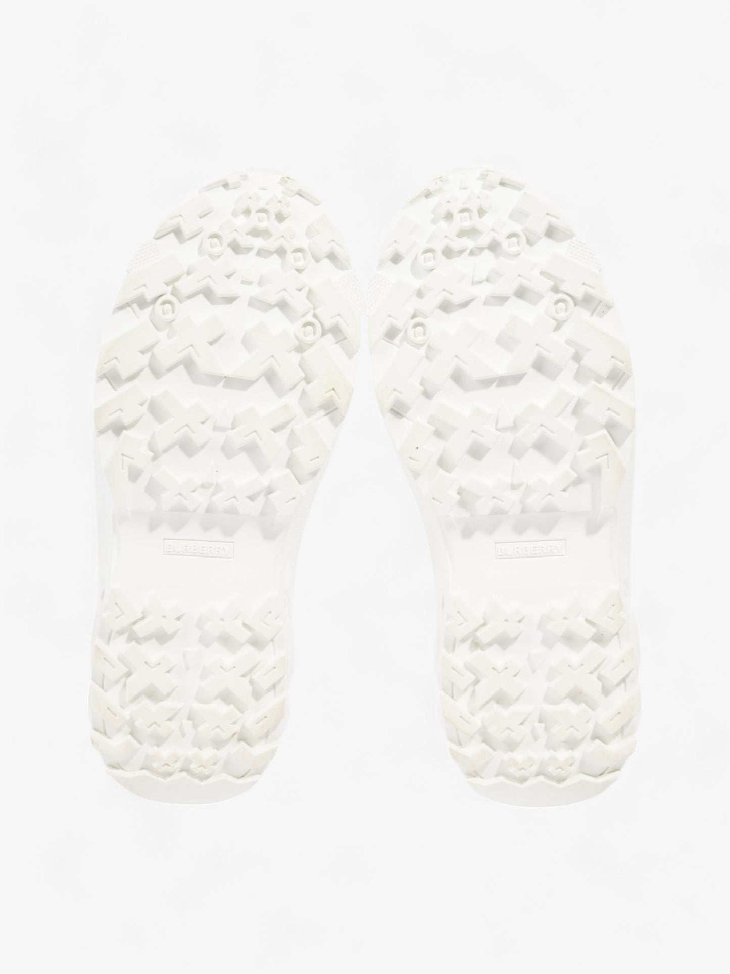 Burberry Arthur White / Silver Mesh EU 39.5 UK 6.5