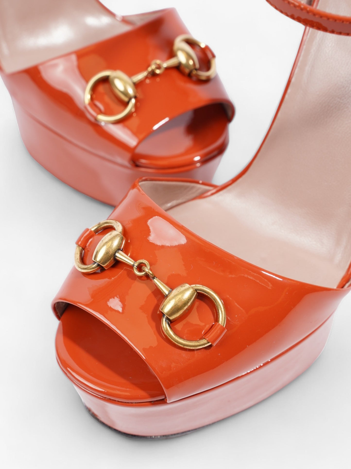 Gucci Horsebit Platform Sandals 15.5cm Orange Patent Leather EU 39 UK 6