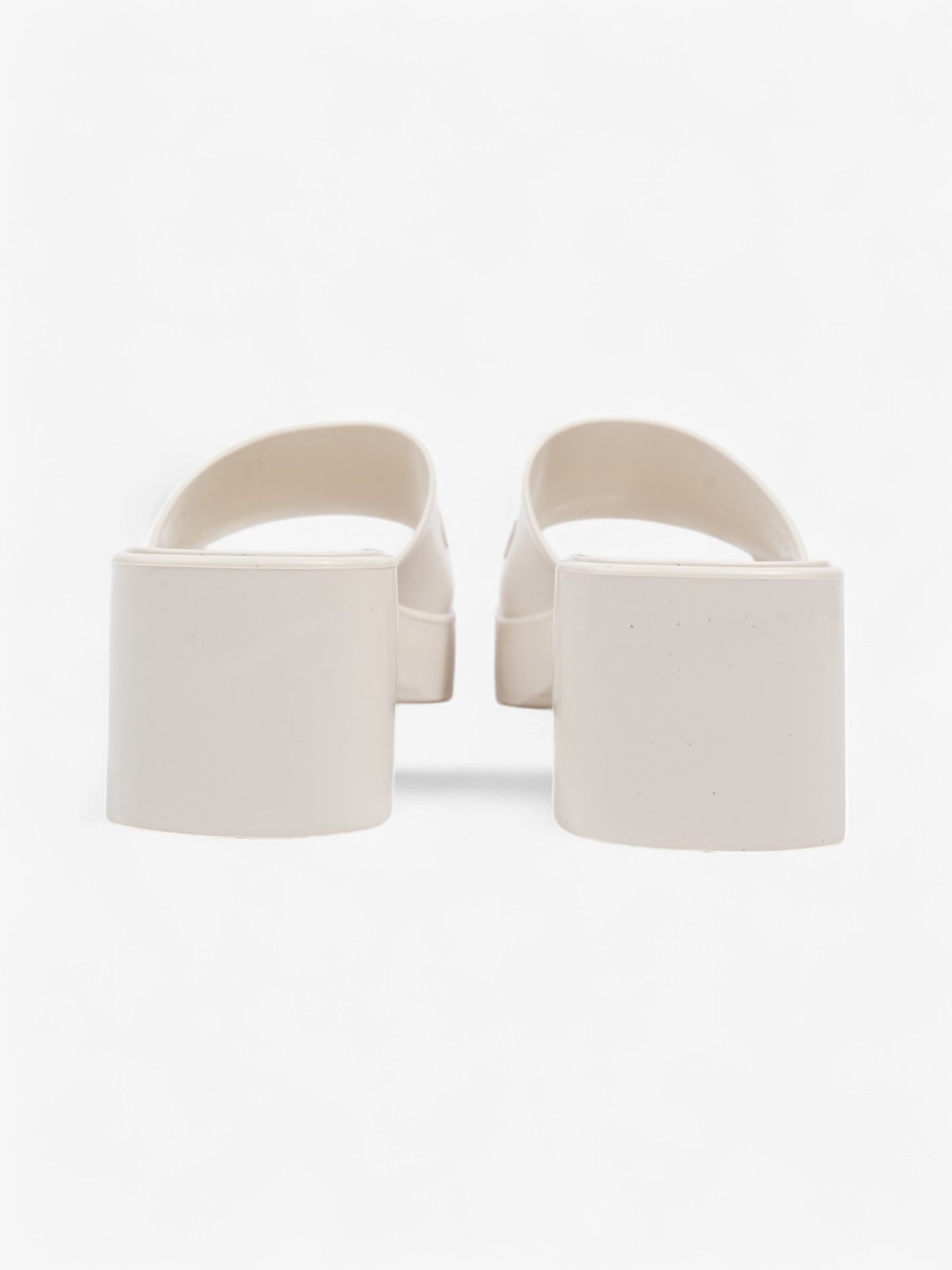 Gucci Logo Embossed Sandals 50 Cream Rubber EU 37 UK 4