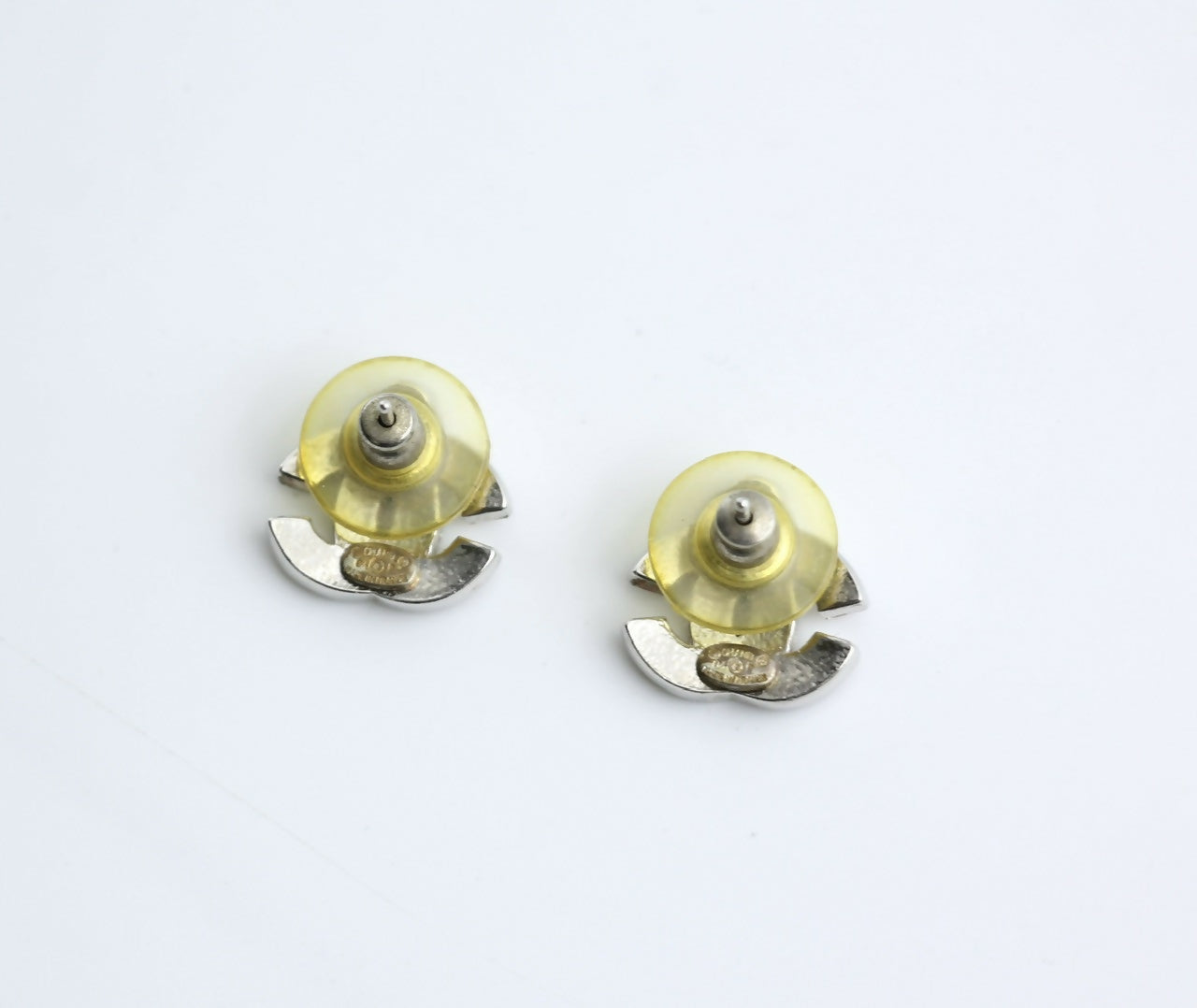 Chanel Vintage 04P Rhinestone Matte Purple Silver CC Clip-on Earrings