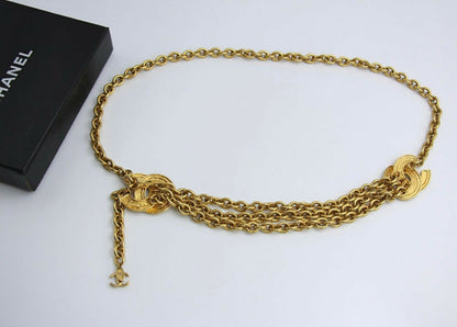 Chanel Vintage 1981-1985 Gold-Plated Thick Chain Waist Belt with Symmetrical Bird Motifs