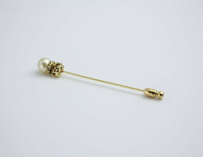Chanel Vintage 1954-71 Gold-plated Imitation Pearl Twist CC Bar Brooch